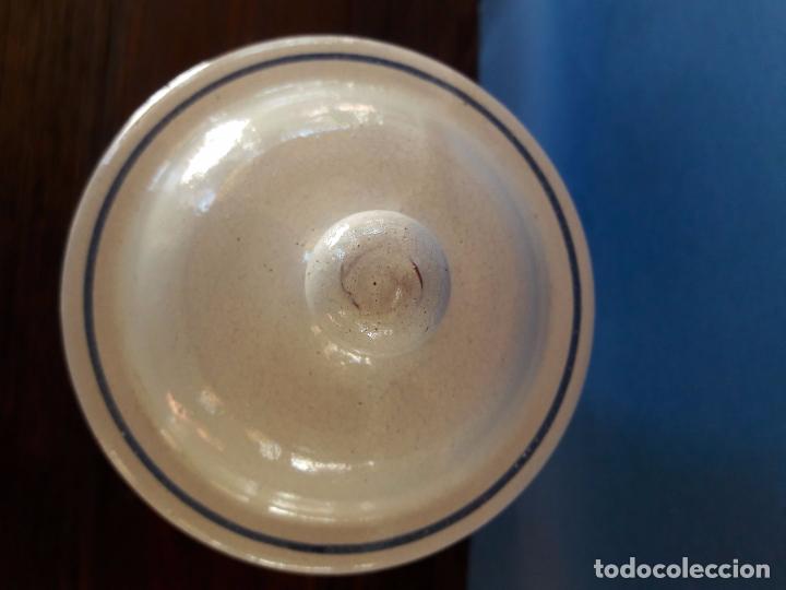 Antig&uuml;edades: Albarelo con tapadera - Foto 5