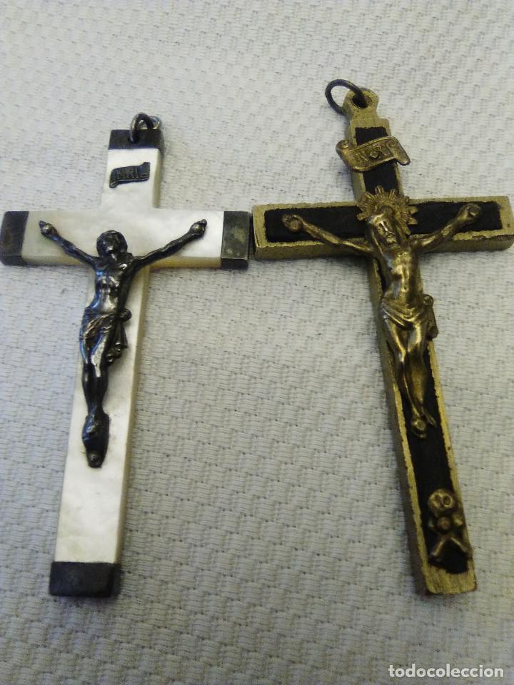 Antig&uuml;edades: LOTE DE DOS CRUCES DE 7CM. APROX. - Foto 1
