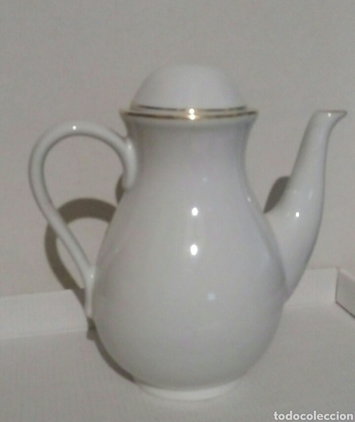 Antig&uuml;edades: Cafetera porcelana Santa Clara - Foto 2