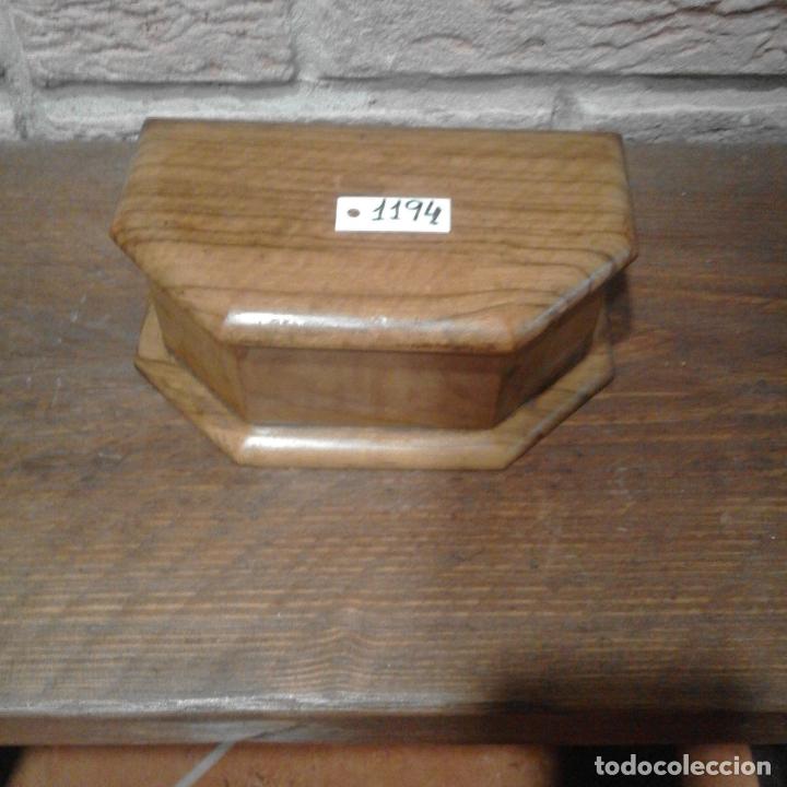 Antig&uuml;edades: ANTIGUA CAJA DE MADERA - Foto 1