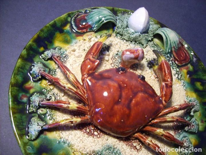 Antig&uuml;edades: PLATO  DE  CER&Aacute;MICA  CON  RELIEVE - Foto 2
