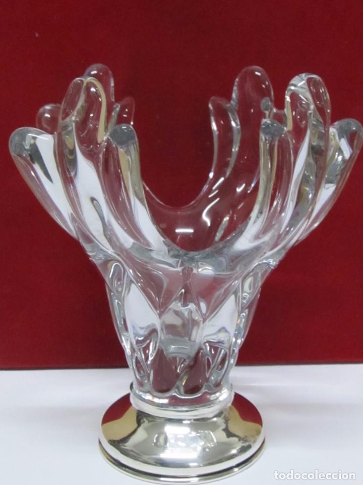Antiquit&eacute;s: ELEGANTE FIGURA DE CRISTAL CON PIE DE PLATA