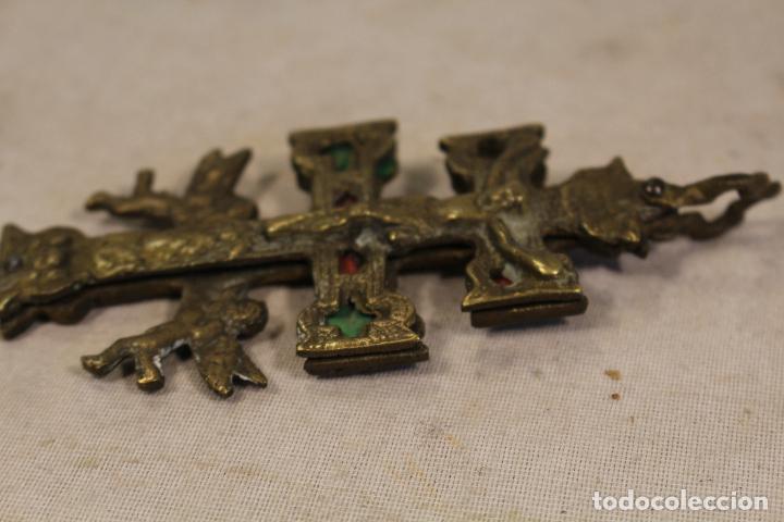 Antig&uuml;edades: cruz de caravaca en bronce - Foto 3