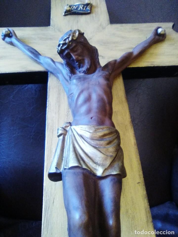 Antig&uuml;edades: Cristo con cruz dorada. - Foto 3
