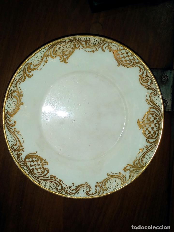 Antig&uuml;edades: PLATO EN PORCELANA DE S&Eacute;VRES REF-8561 - Foto 1