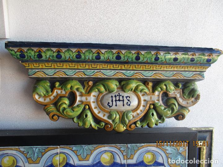Antig&uuml;edades: Repisa para retablo ceramico (Azulejos) - Foto 1
