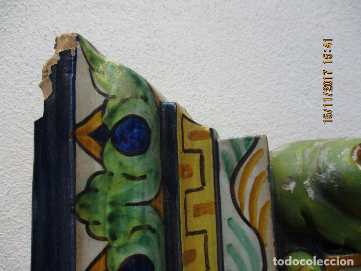 Antig&uuml;edades: Repisa para retablo ceramico (Azulejos) - Foto 3