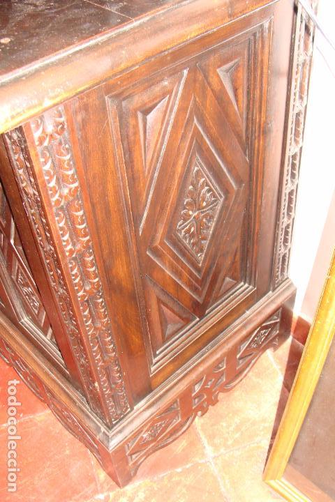Antig&uuml;edades: Arc&oacute;n tapa frontal - Principios Siglo XX - Foto 3