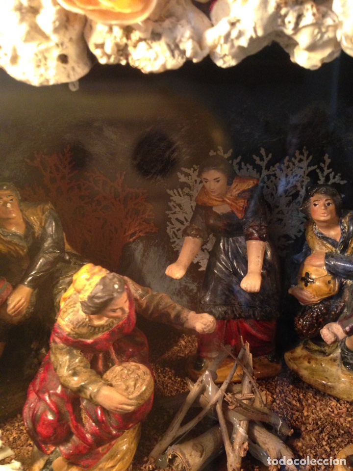 Antig&uuml;edades: Bel&eacute;n con urna tipo conventual - Foto 4