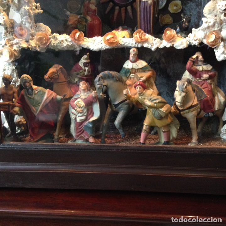 Antig&uuml;edades: Bel&eacute;n con urna tipo conventual - Foto 5