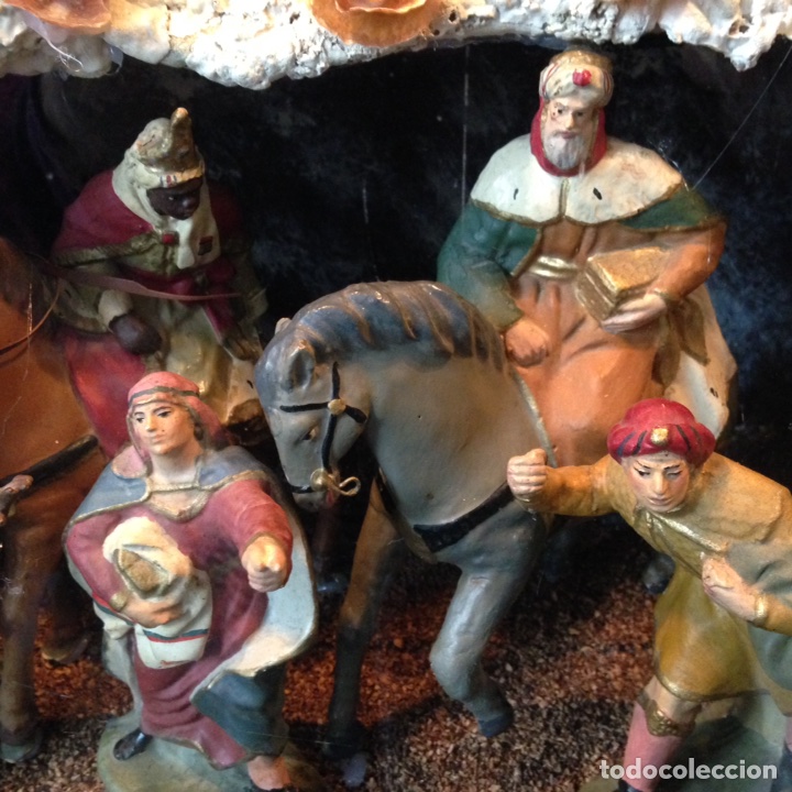 Antig&uuml;edades: Bel&eacute;n con urna tipo conventual - Foto 9