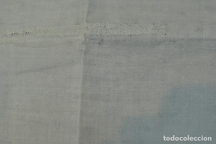 Antig&uuml;edades: Antiguo Mantelillo para liturgia - Foto 5