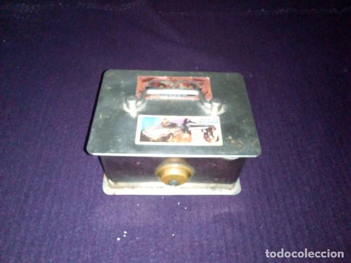 Antig&uuml;edades: Caja de caudal - Foto 1