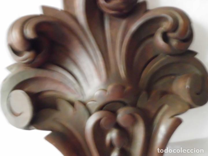 Antig&uuml;edades: Antiguo copete de madera para cama - Foto 5