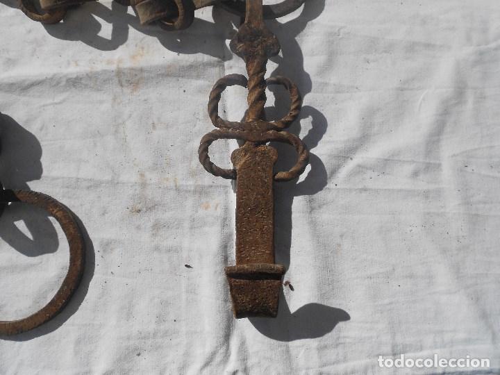 Antig&uuml;edades: llares - Foto 2