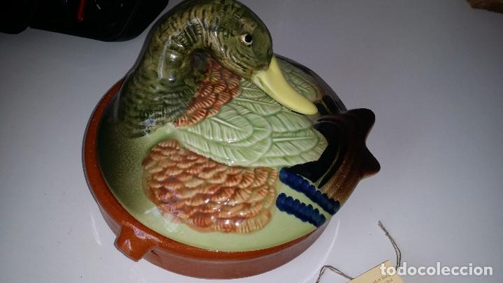 Antig&uuml;edades: cer&agrave;micas Arcola, olla y tapa de pato, Manises - Foto 5