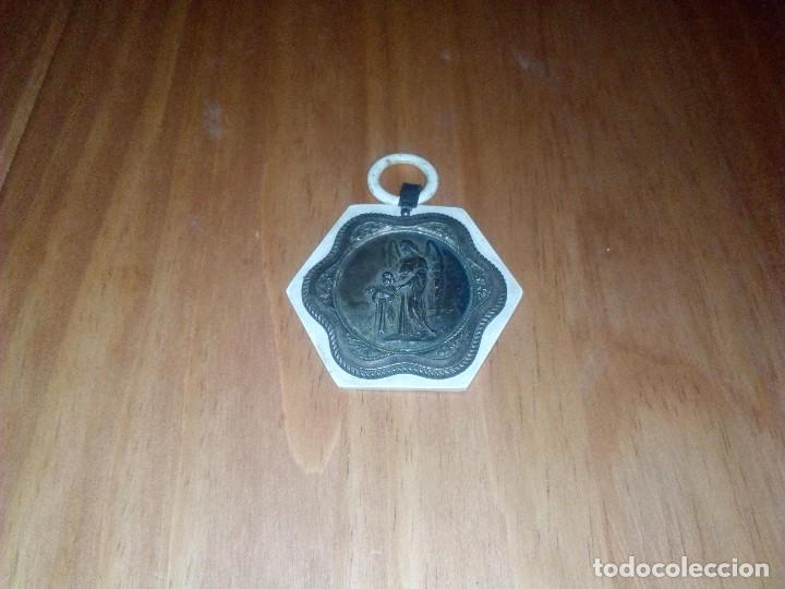 Antig&uuml;edades: Preciosa medalla de poner en pared - Foto 1