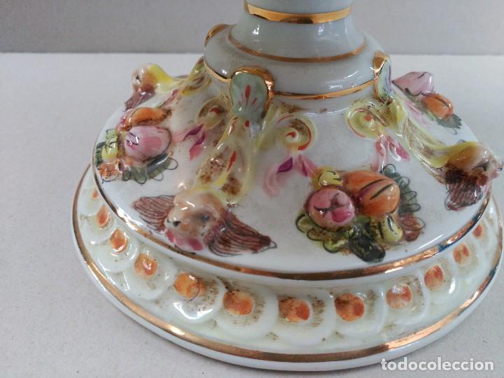 Antig&uuml;edades: JARRON DE PORCELANA CAPODIMONTE - Foto 13