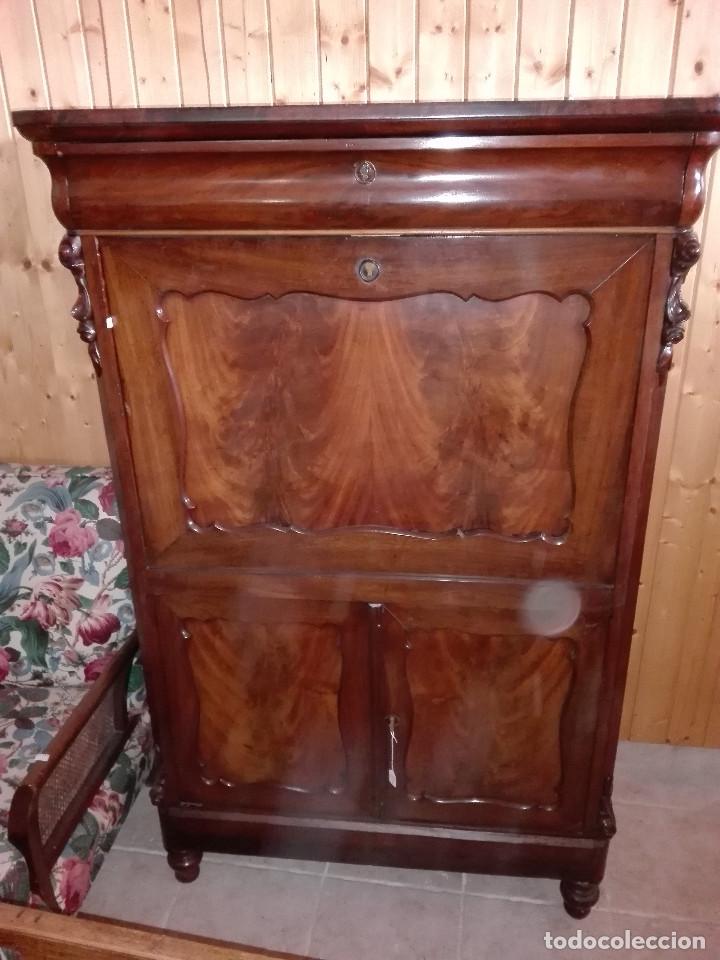 Antig&uuml;edades: GRAN ESCRITORIO ABATAN DE CAOBA - Foto 1