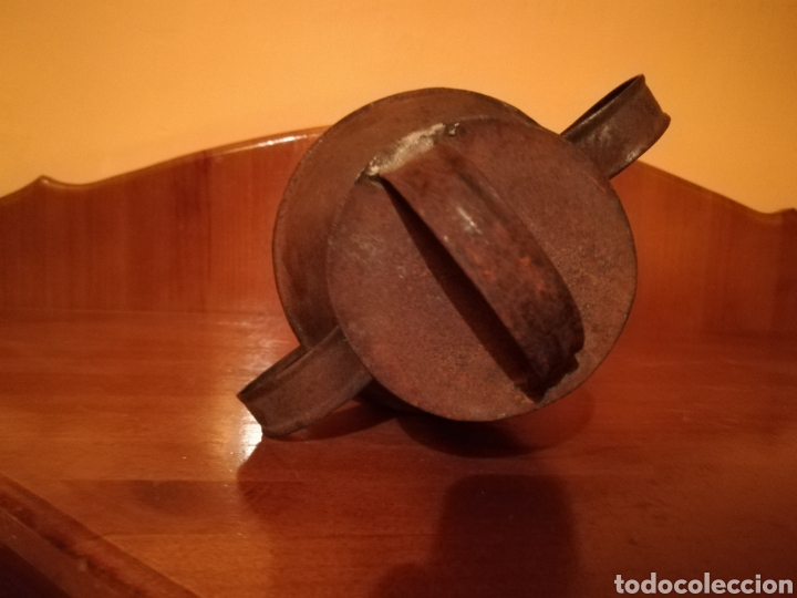 Antig&uuml;edades: Lechera peque&ntilde;a en hojalata. - Foto 4