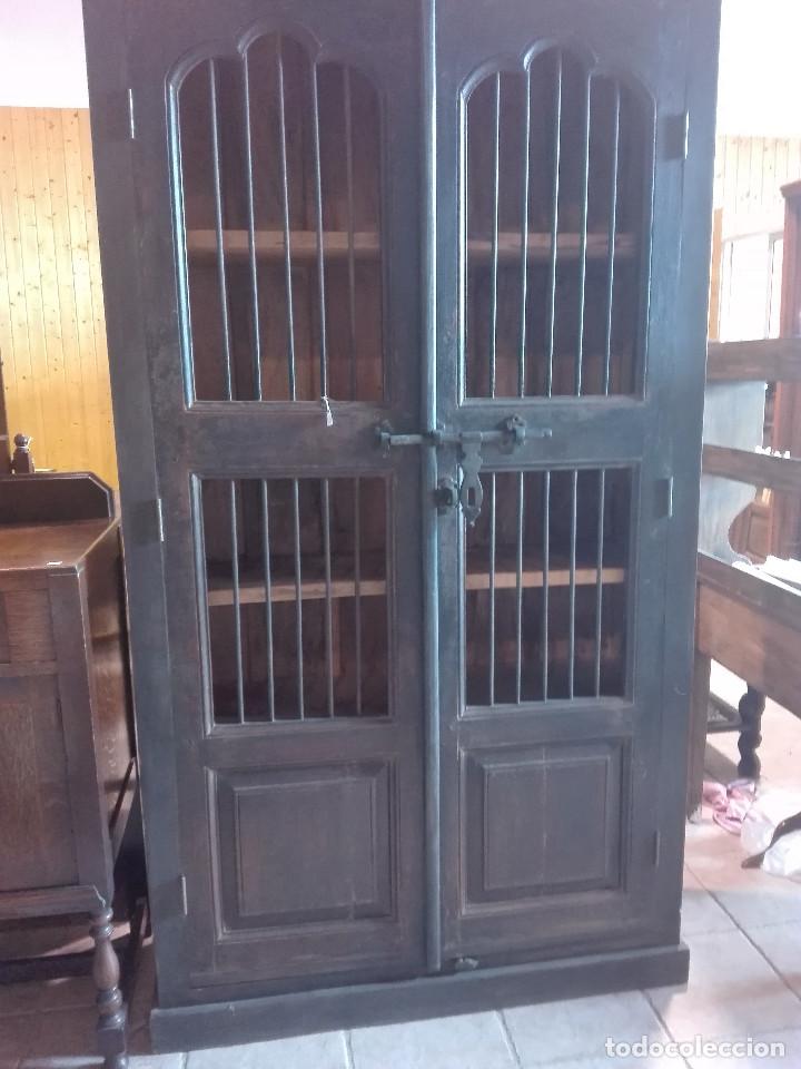 Antig&uuml;edades: ARMARIO DE ORIGEN INDIO - Foto 1