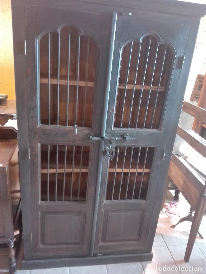 Antig&uuml;edades: ARMARIO DE ORIGEN INDIO - Foto 2