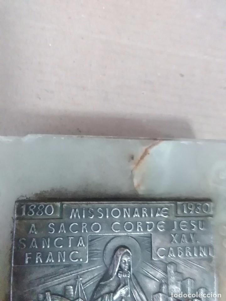 Antig&uuml;edades: Placa religiosa en bronce - Foto 3
