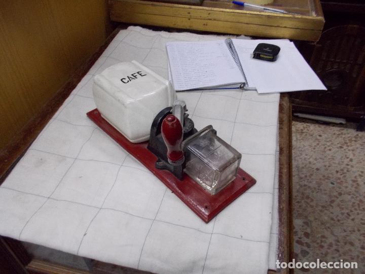 Antig&uuml;edades: Molinillo de cafe - Foto 5