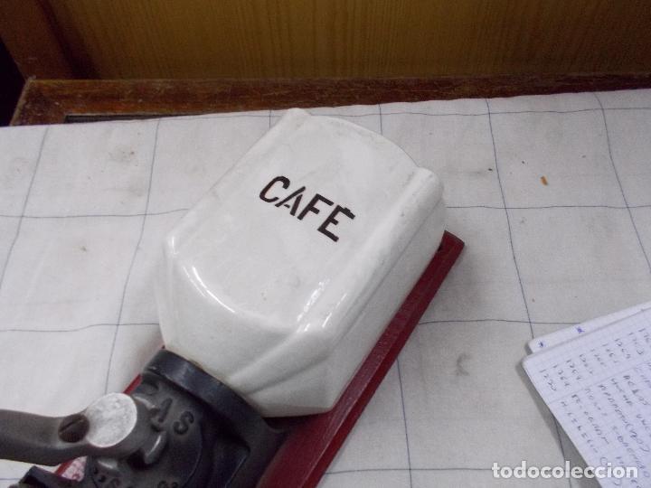 Antig&uuml;edades: Molinillo de cafe - Foto 6