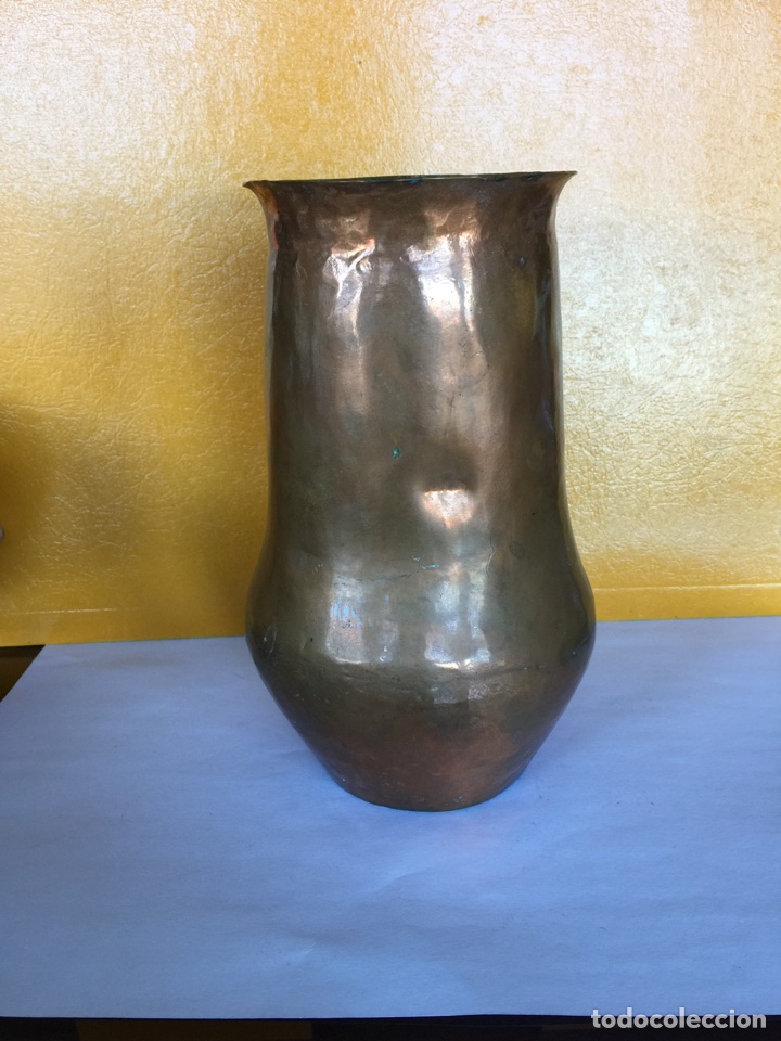 Antig&uuml;edades: Antigua chocolatera en bronce - Foto 1