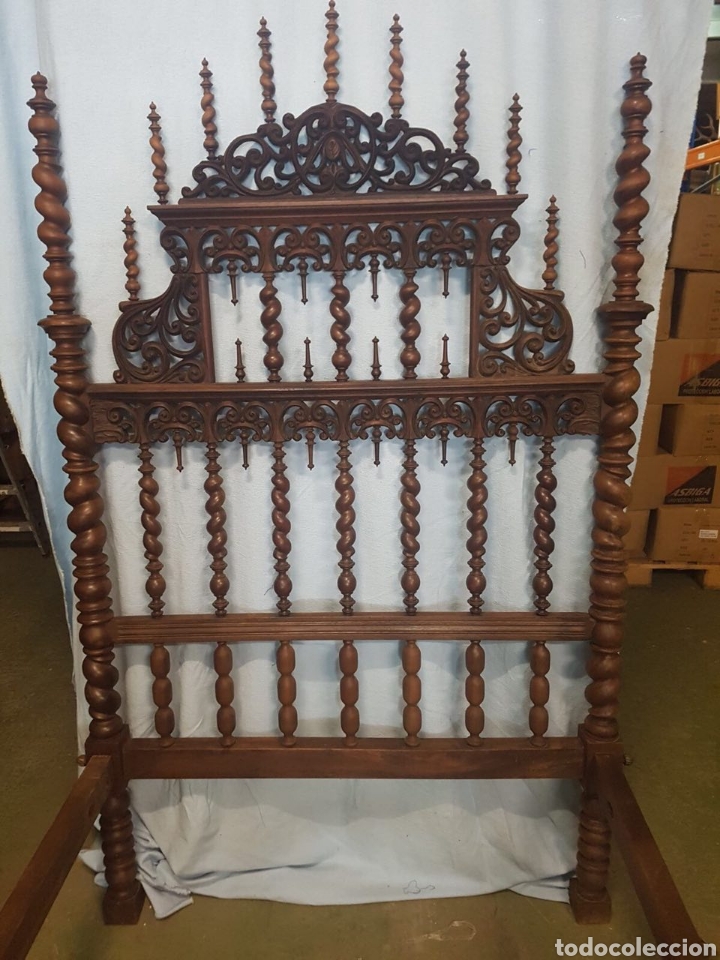Antig&uuml;edades: Cama de casa palacio siglo XIX - Foto 4