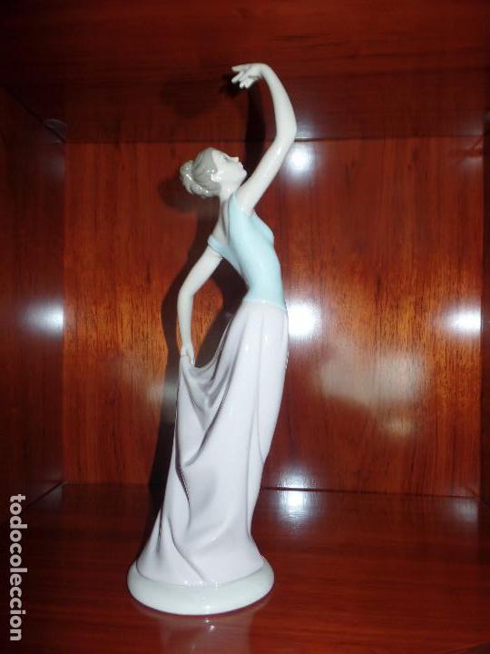 Antig&uuml;edades: Bailarina Nao Lladro - Foto 2