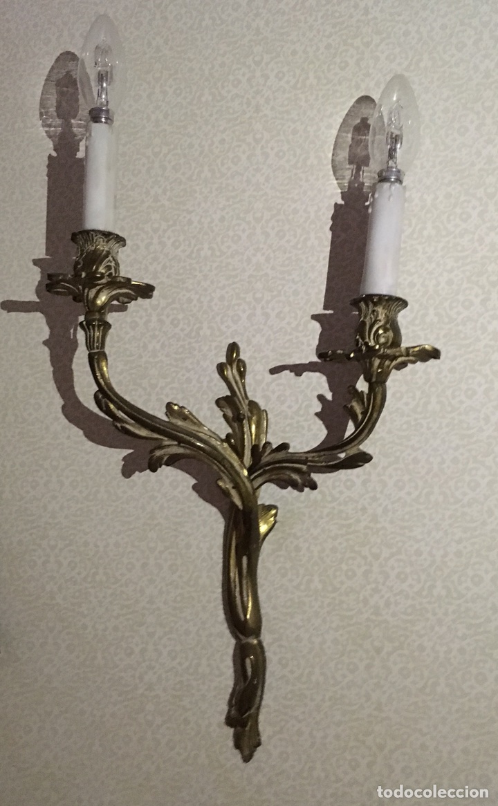 Antig&uuml;edades: Aplique pared bronce dos brazos en forma de vela. - Foto 6