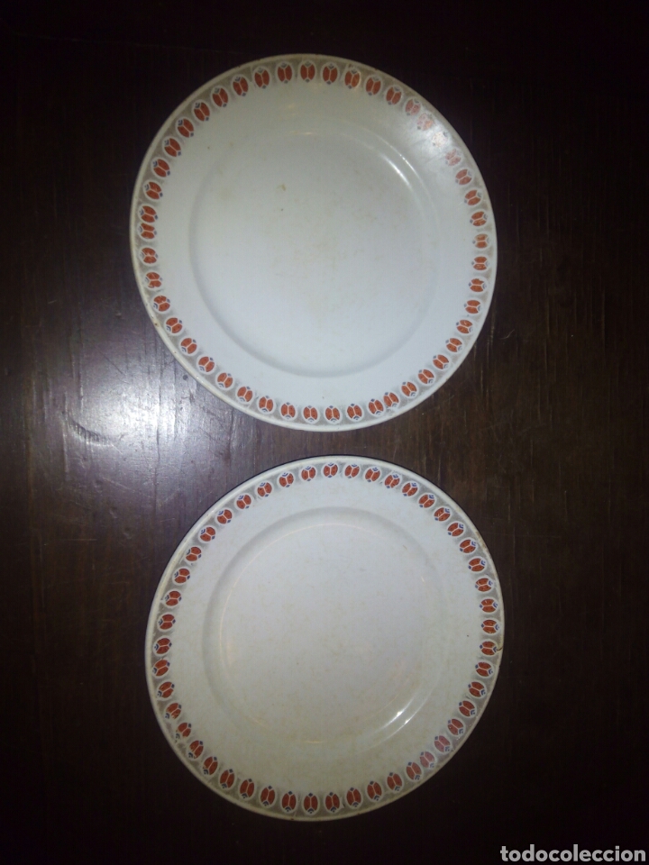 Antig&uuml;edades: 2 platos I T, Santander - Foto 1