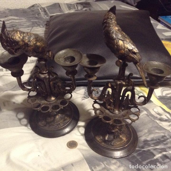 Antig&uuml;edades: Candelabros Esta&ntilde;o XIX cotorras - Foto 1