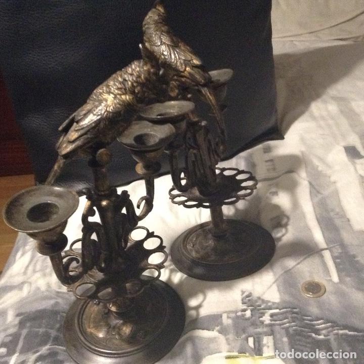 Antig&uuml;edades: Candelabros Esta&ntilde;o XIX cotorras - Foto 2