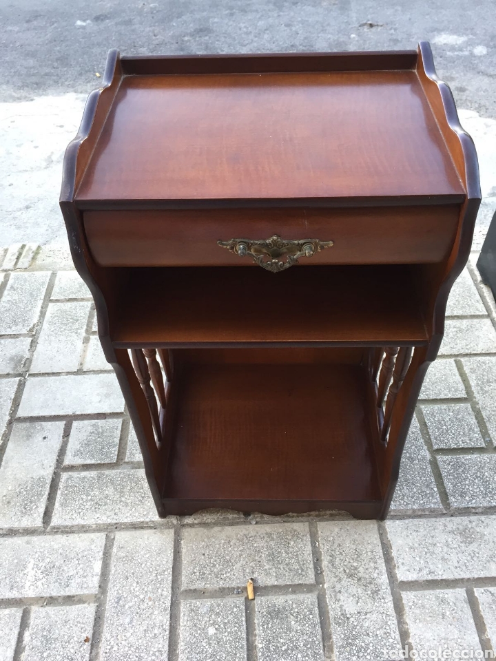 Antig&uuml;edades: MESA AUXILIAR TELEFONO - Foto 1