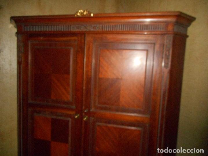 Antigüedades: mueble bar esquinero espejo cristal electrificado madera noble - Foto 2 - 105675795