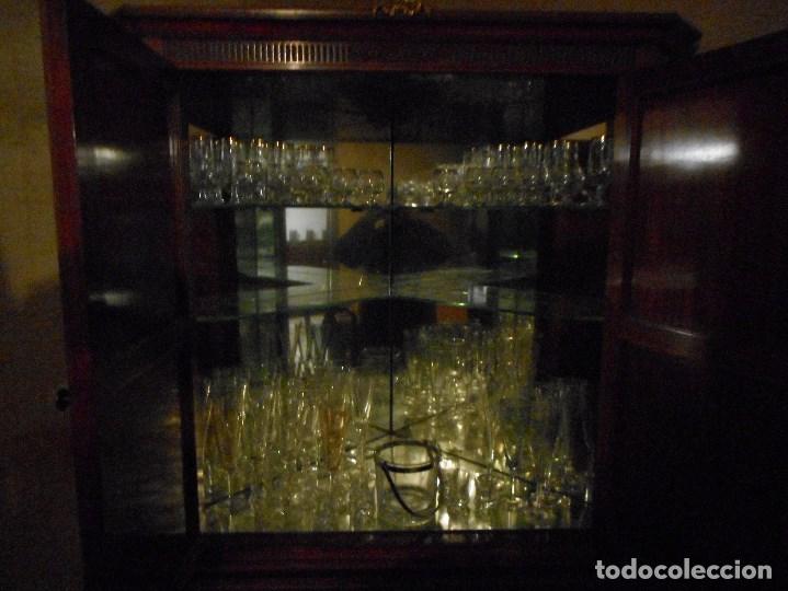 Antigüedades: mueble bar esquinero espejo cristal electrificado madera noble - Foto 4 - 105675795