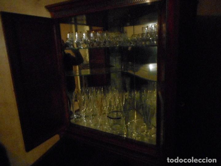 Antigüedades: mueble bar esquinero espejo cristal electrificado madera noble - Foto 5 - 105675795
