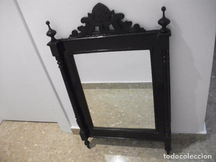 Antig&uuml;edades: ESPEJO MADERA TALLADO NEGRO - Foto 1