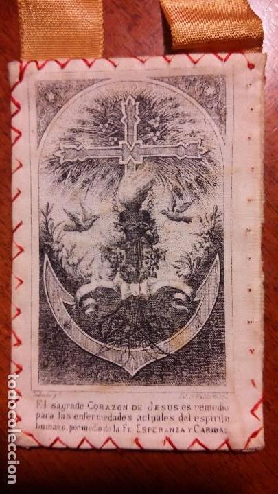 Antig&uuml;edades: Escapulario del Sagrado Coraz&oacute;n - Foto 3