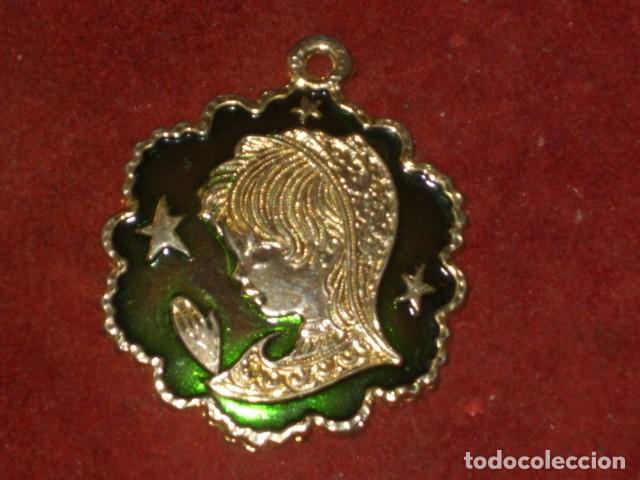 Antig&uuml;edades: ANTIGUA MEDALLA ESMALTADA DE LA VIRGEN. - Foto 6