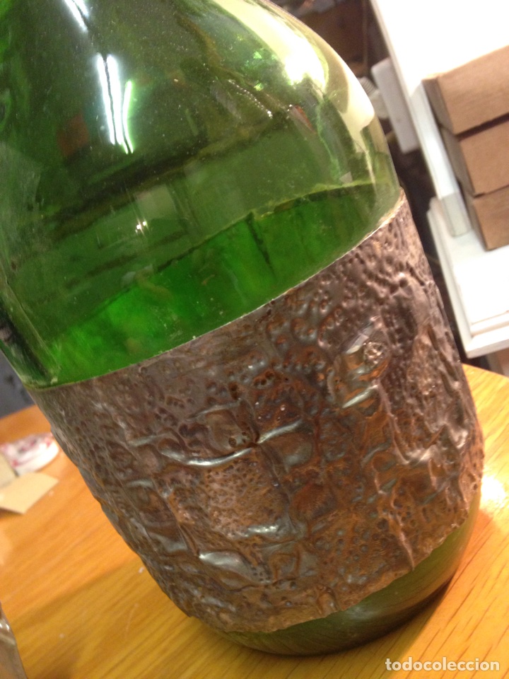 Antig&uuml;edades: Botella con esta&ntilde;o - Foto 2