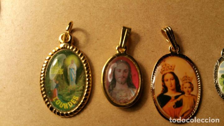 Antig&uuml;edades: LOTE DE CINCO RELICARIOS - Foto 3