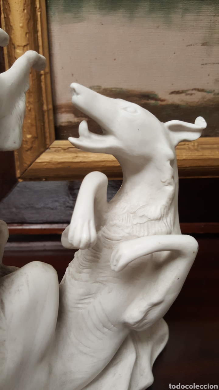 Antig&uuml;edades: Escultura perros en biscuit - Foto 2