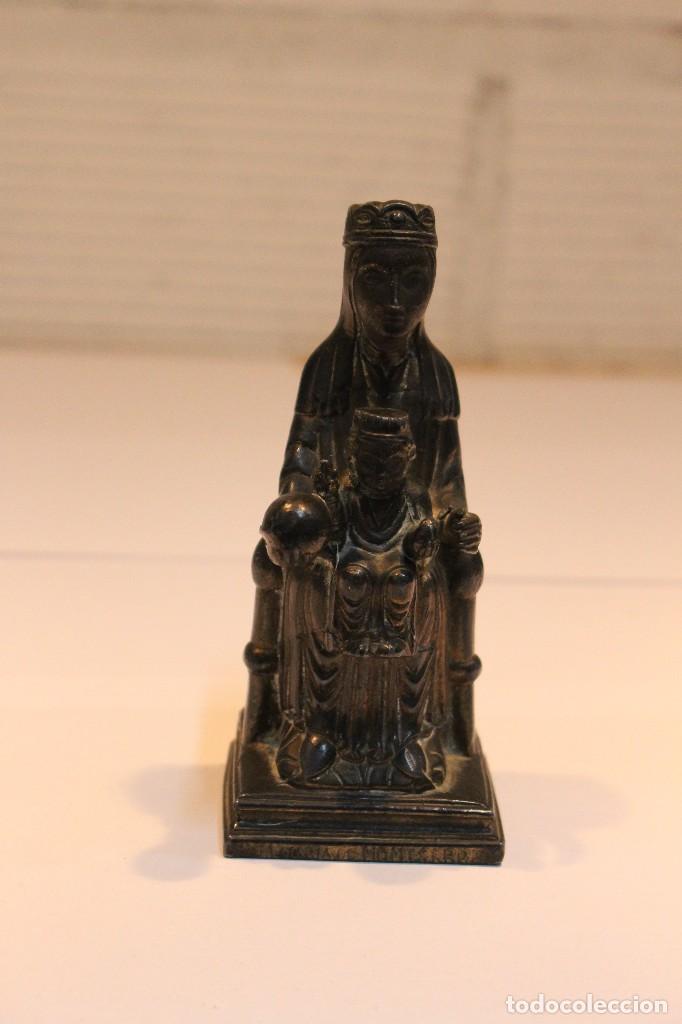Antig&uuml;edades: Virgen de Montserrat de calamina. - Foto 2