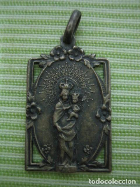 Antig&uuml;edades: Antigua medalla - Foto 1