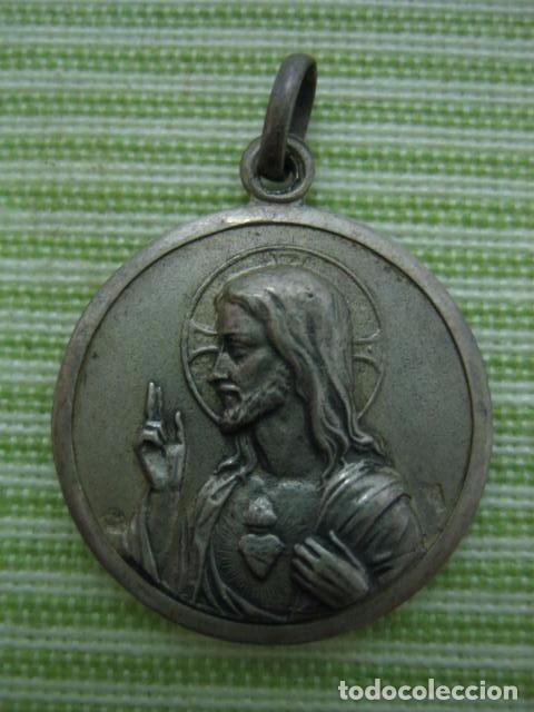 Antig&uuml;edades: Antigua medalla - Foto 1