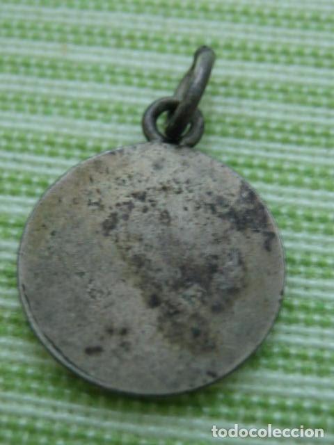 Antig&uuml;edades: Antigua medalla de San Cristobal - Foto 2